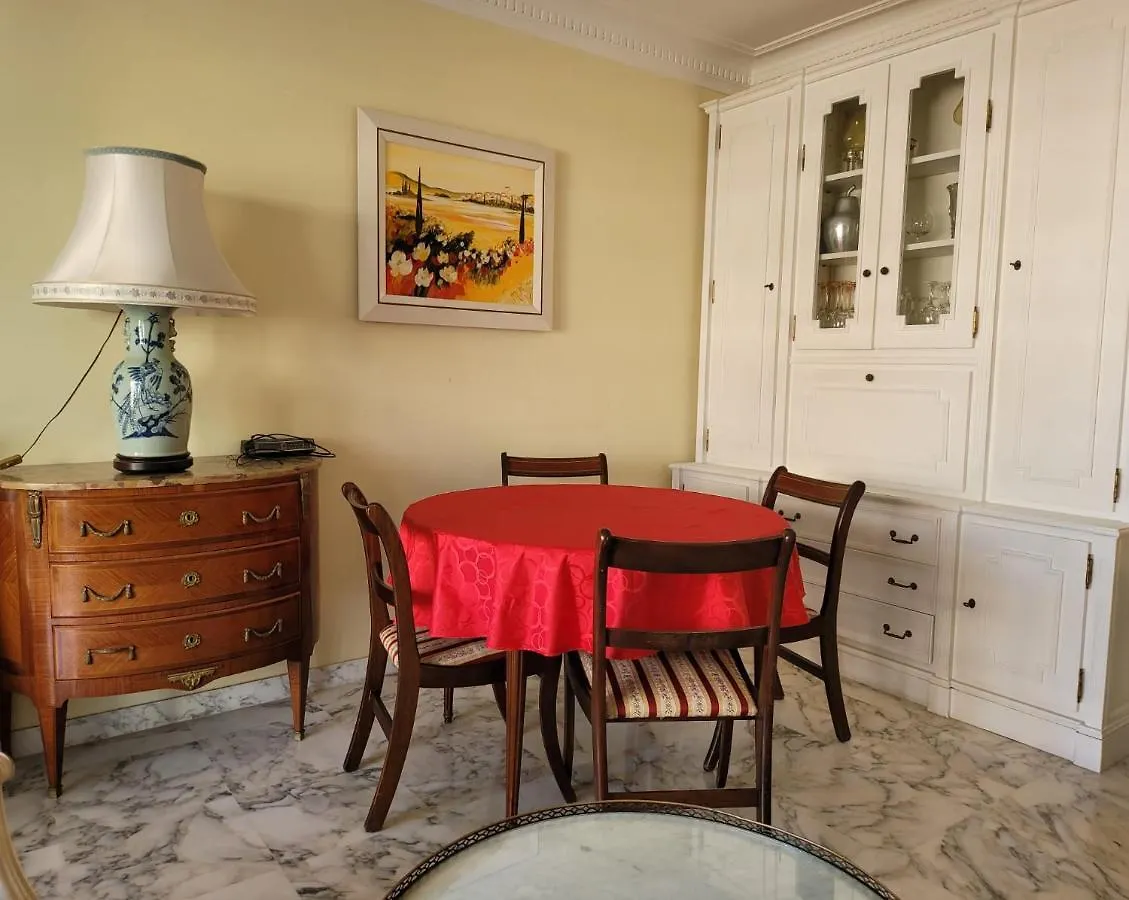 La Presqu'Ile T2 Palm Beach Moure Rouge Cannes 0*,