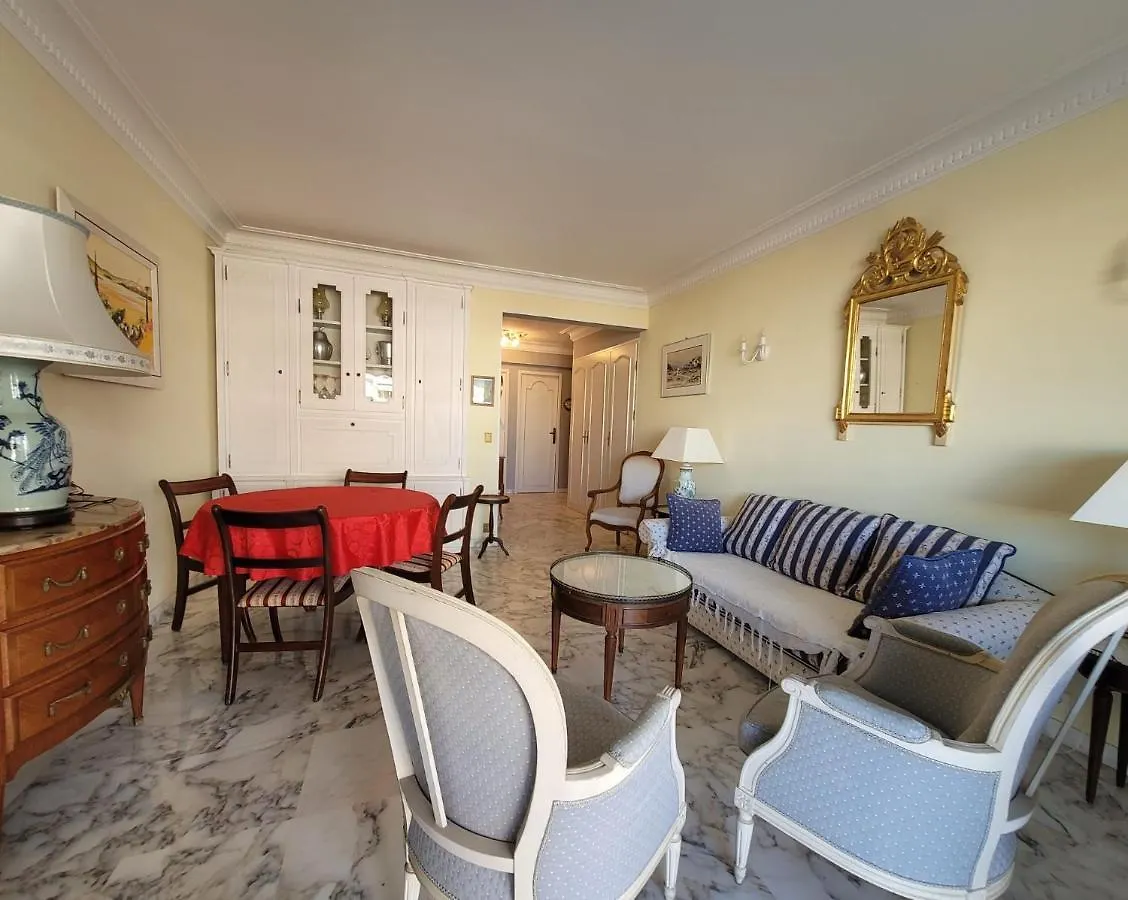 La Presqu'Ile T2 Palm Beach Moure Rouge Cannes Apartment